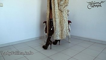 German Furfetish Mature Mistress Herrin Carmen Wears Fur Coat High-Heel Boots Leather Gloves
