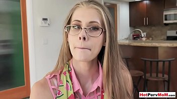 Stepmom gives me ham and eggs and blowjob for breakfast